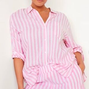 Pink and white Old Navy shirt.